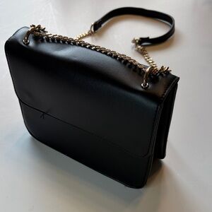 Forever 21 Black Crossbody Bag with Gold Chain